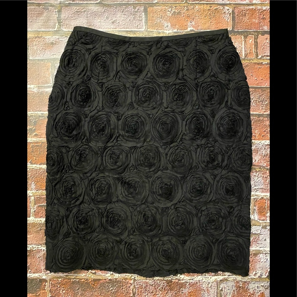 EUC Saks Fifth Avenue Black Skirt SZ S